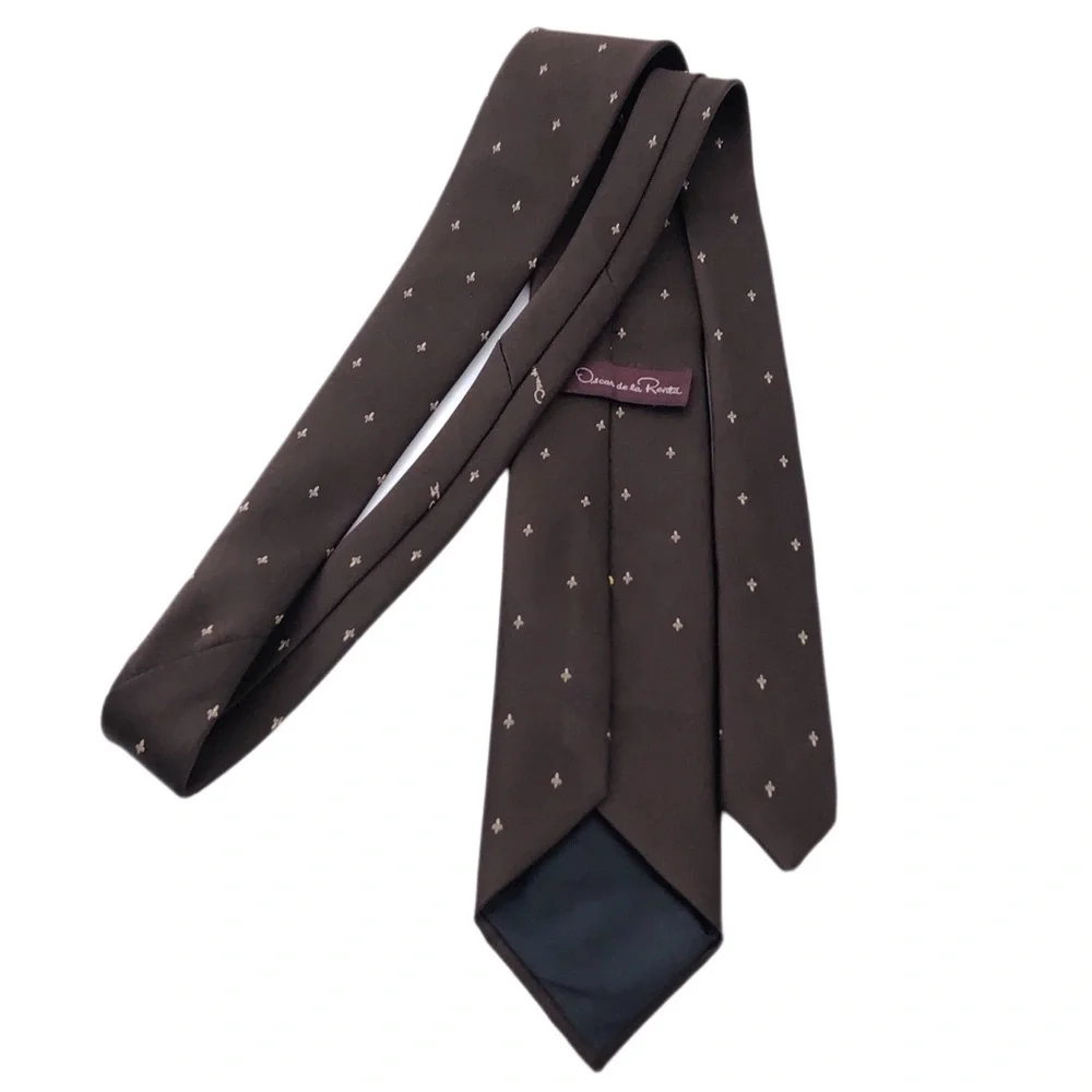 Oscar de la Renta Embroidered Fleur de lis Chocolate Brown Men’s Necktie